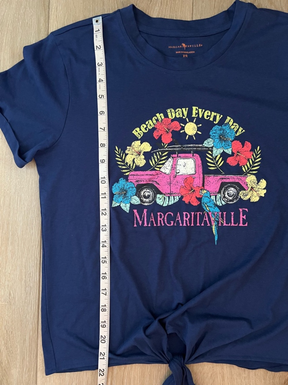 MARGARITAVILLE Beach Day Every Day Graphic Top NWT - Picture 6 of 8